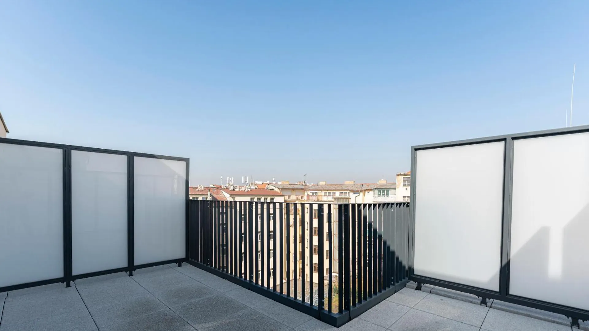 Visit Oomph Apartments Prague
