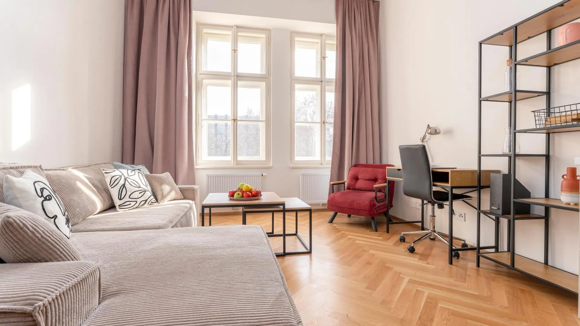 Visit Oomph Apartments Prague