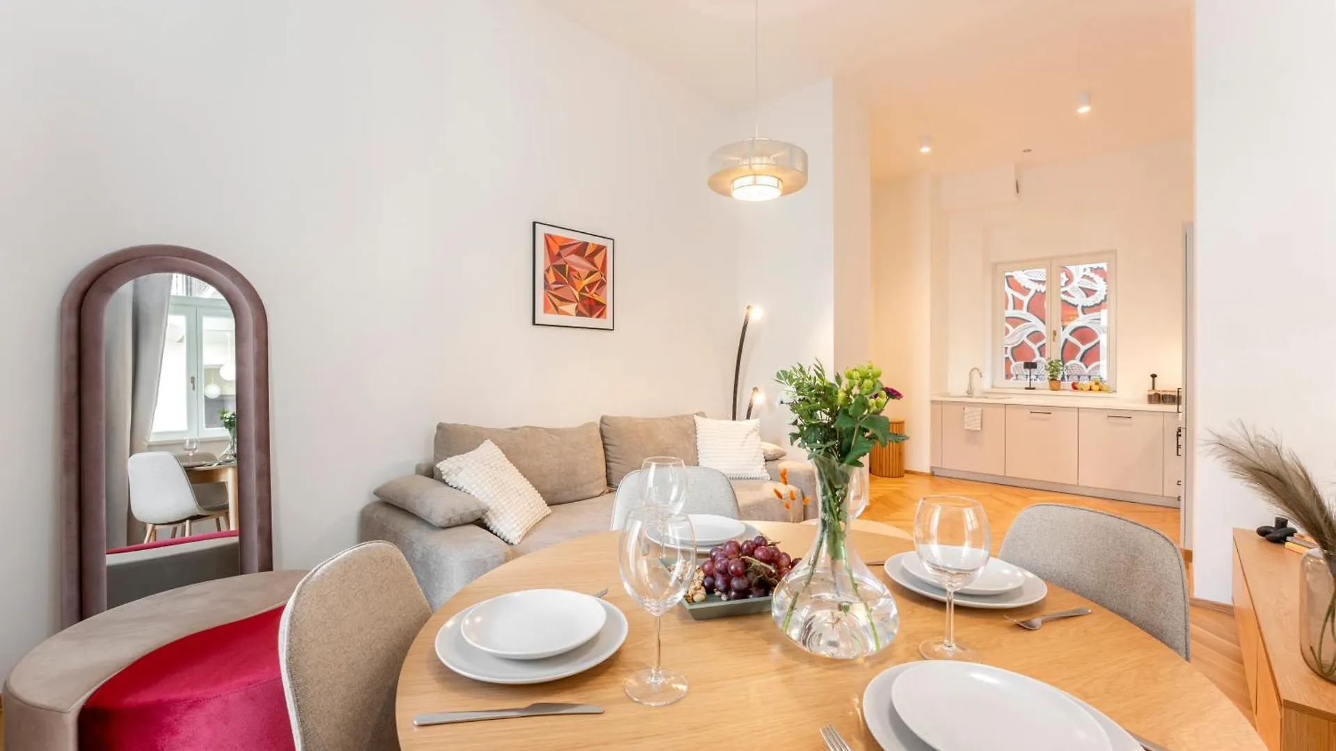 Visit Oomph Apartments Prague