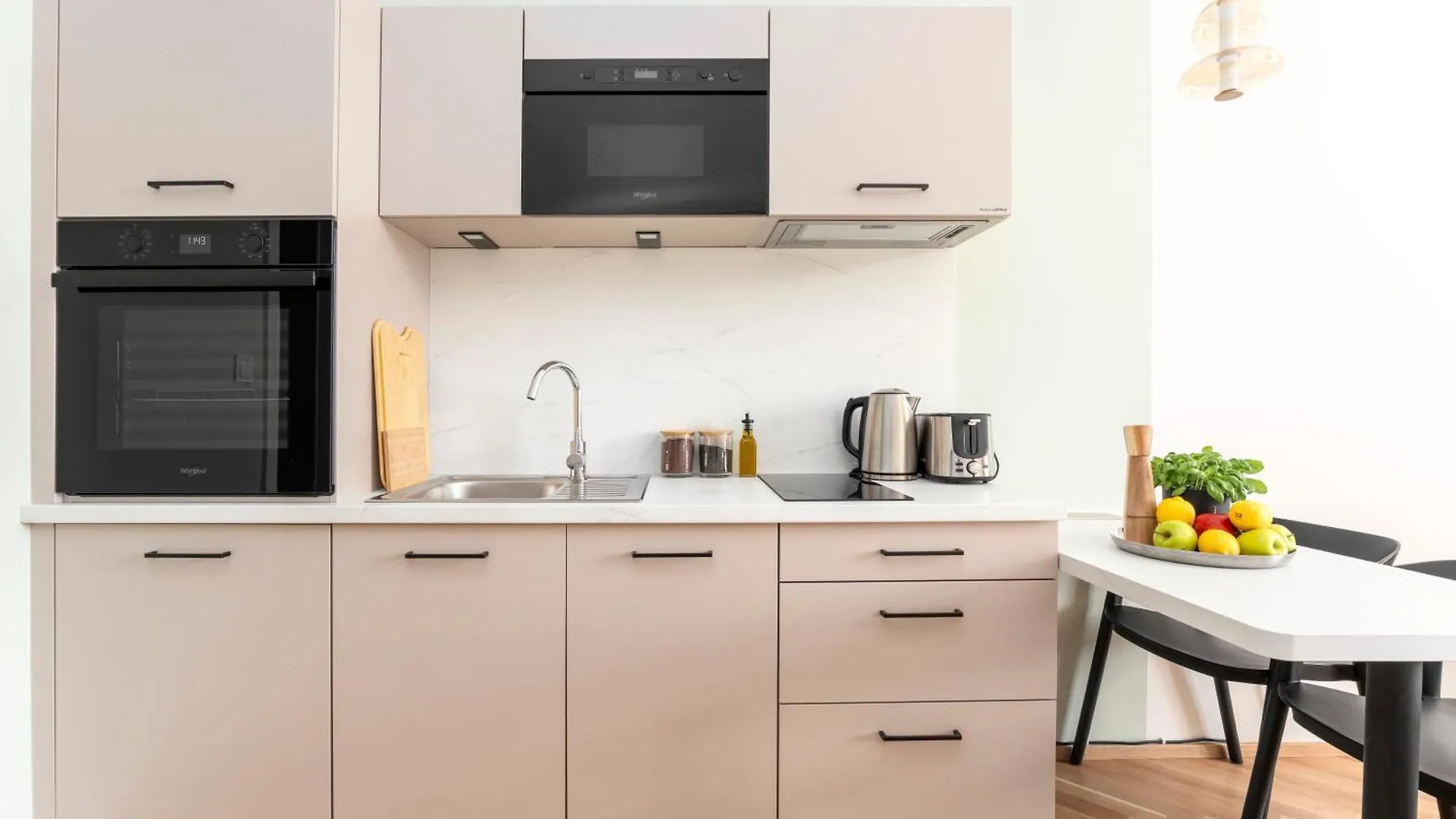 Visit Oomph Apartments 布拉格 0*,  捷克
