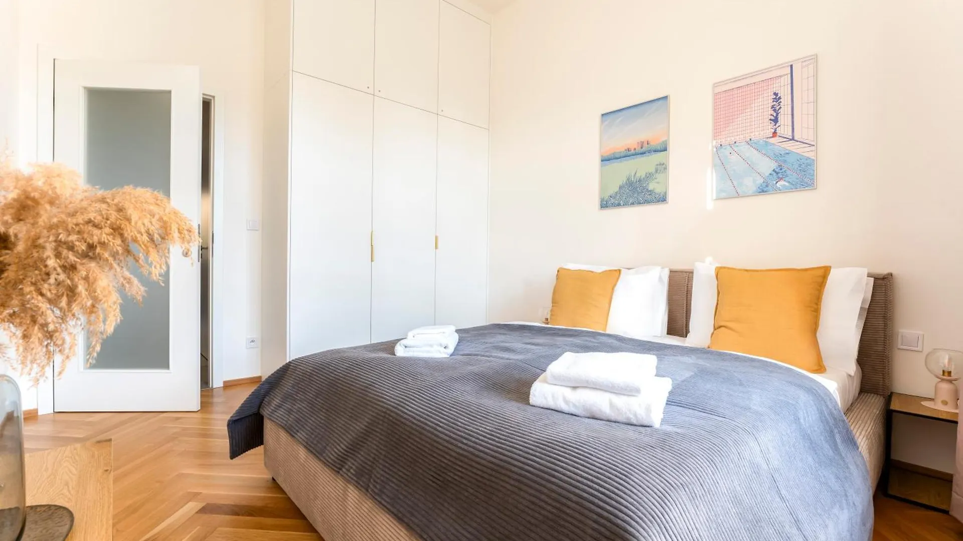 Visit Oomph Apartments Prag 0*,  Çek Cumhuriyeti
